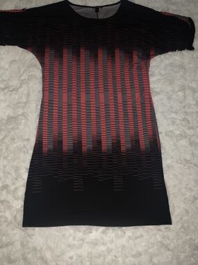 Forever 21 Black and Red Gradient Midi Dress